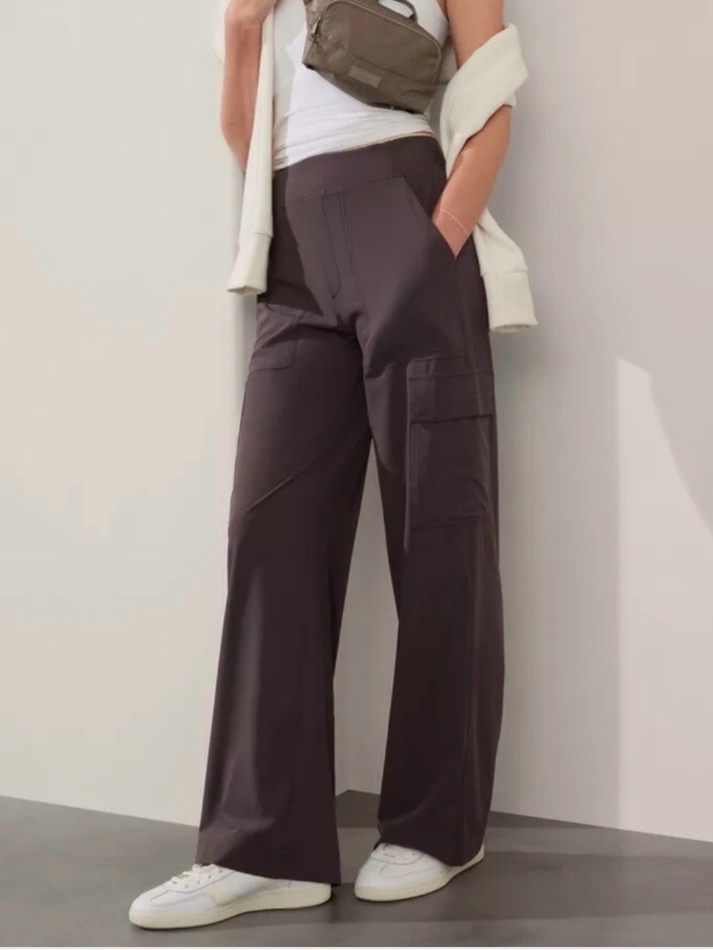 Athleta Brooklyn Heights Cargo Pants - Wide Leg size 6 - deep purple